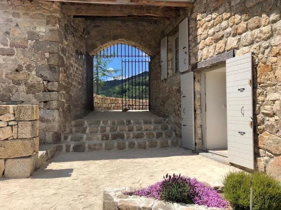 Les Tourettes Villa Desaignes France
